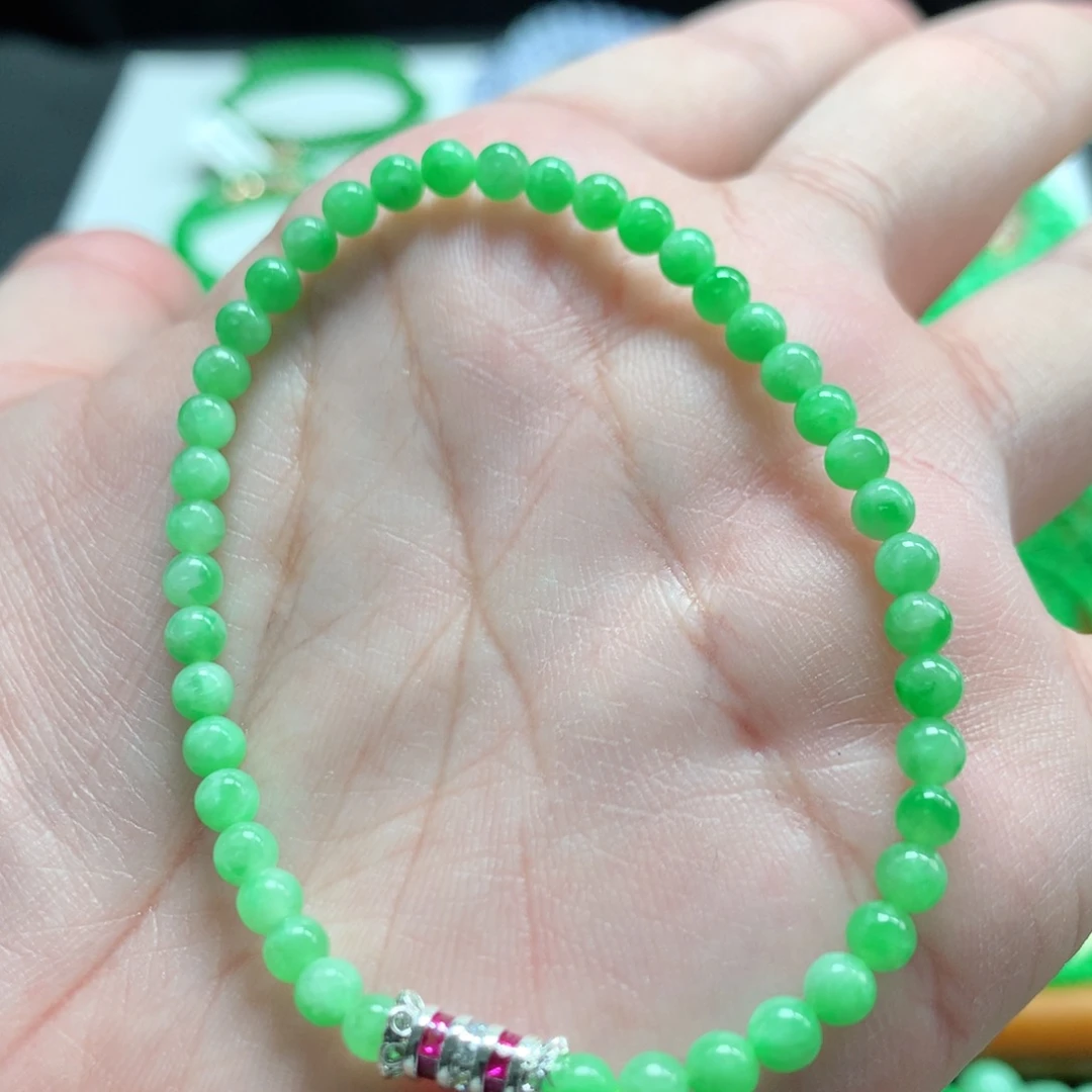 翡翠未镶嵌手链翡翠