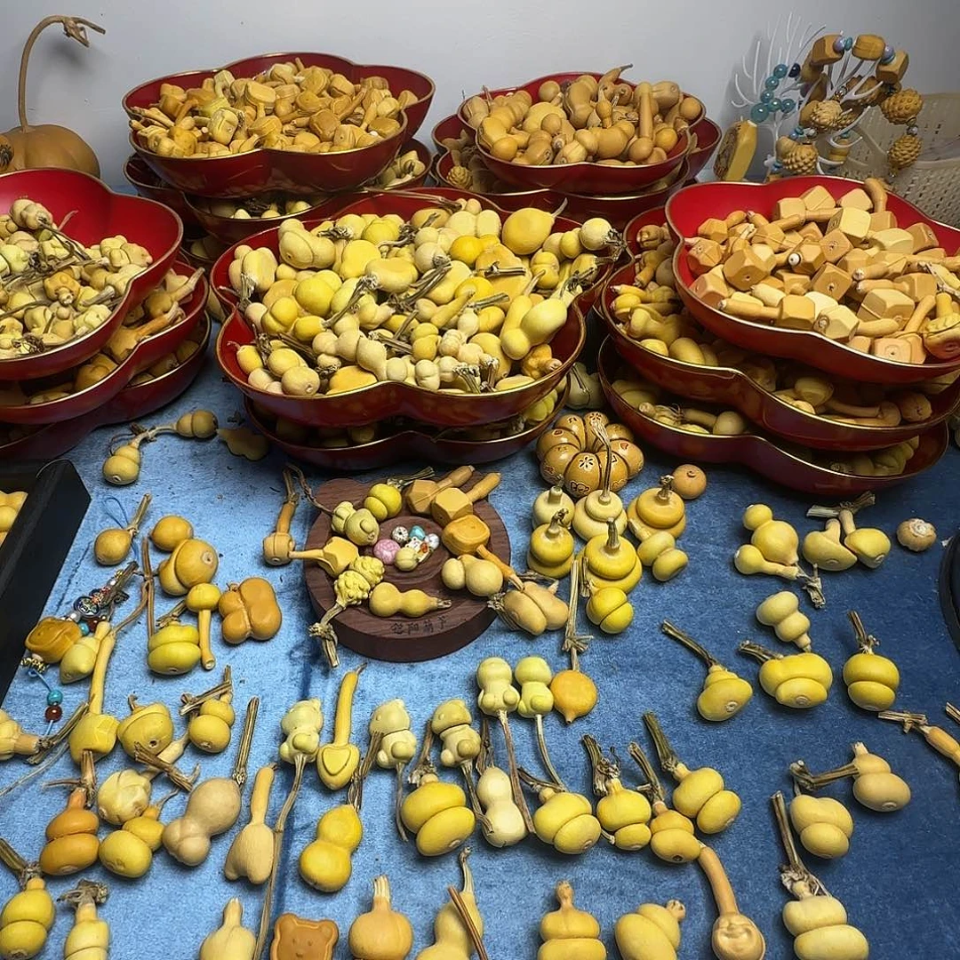 育***）葫芦手把件水滴扁