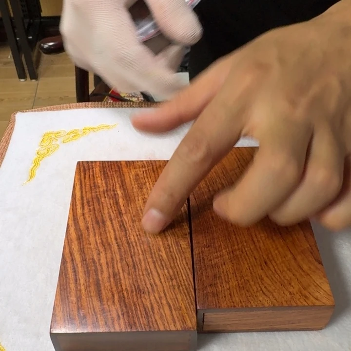 黄花梨/降香黄檀摆件