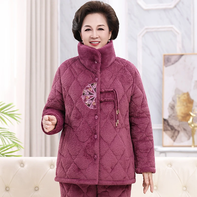 冬季加肥加大三层夹棉珊瑚绒保暖妈妈家居服套装中老年棉袄可外穿