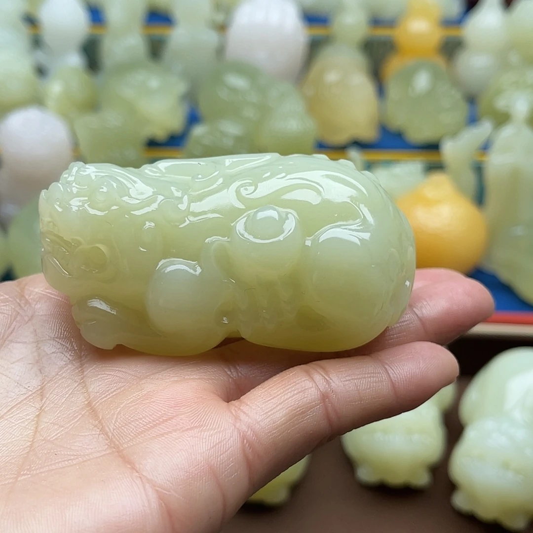 玉天然桌面小摆件