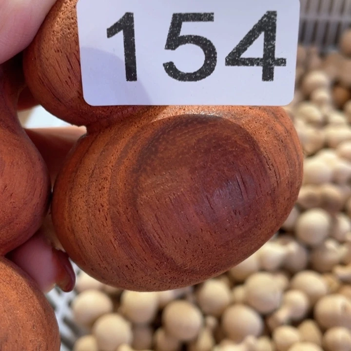 非洲紫檀（红花梨）悠**在