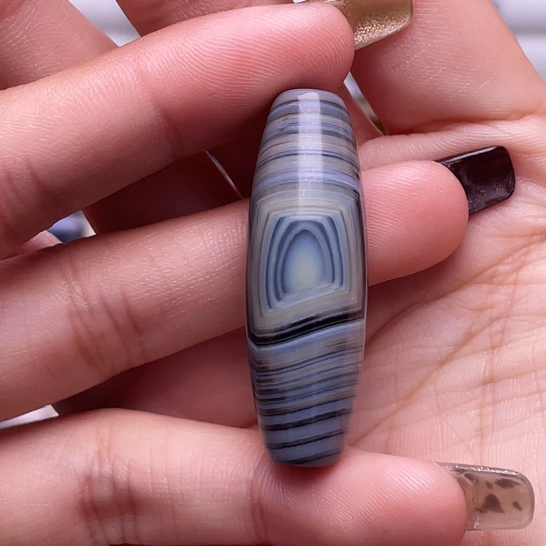 宁***a玛瑙/玉髓未镶嵌颈饰