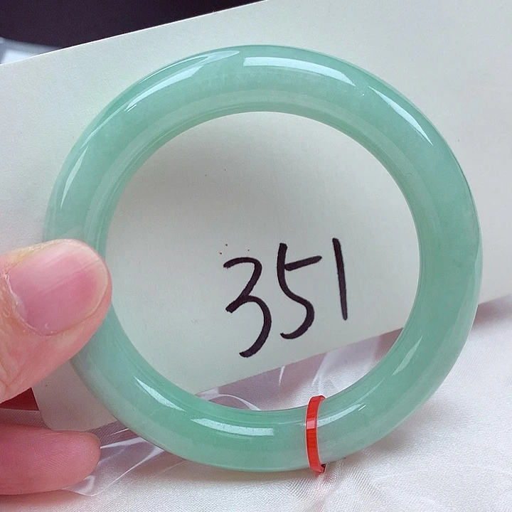 翡翠未镶嵌手镯翡翠