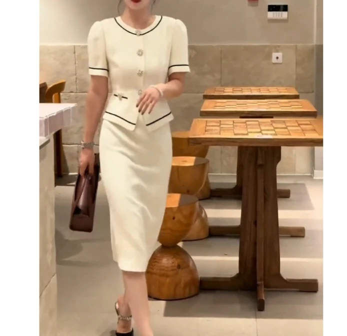 时尚潮流百搭精品女装dgd904