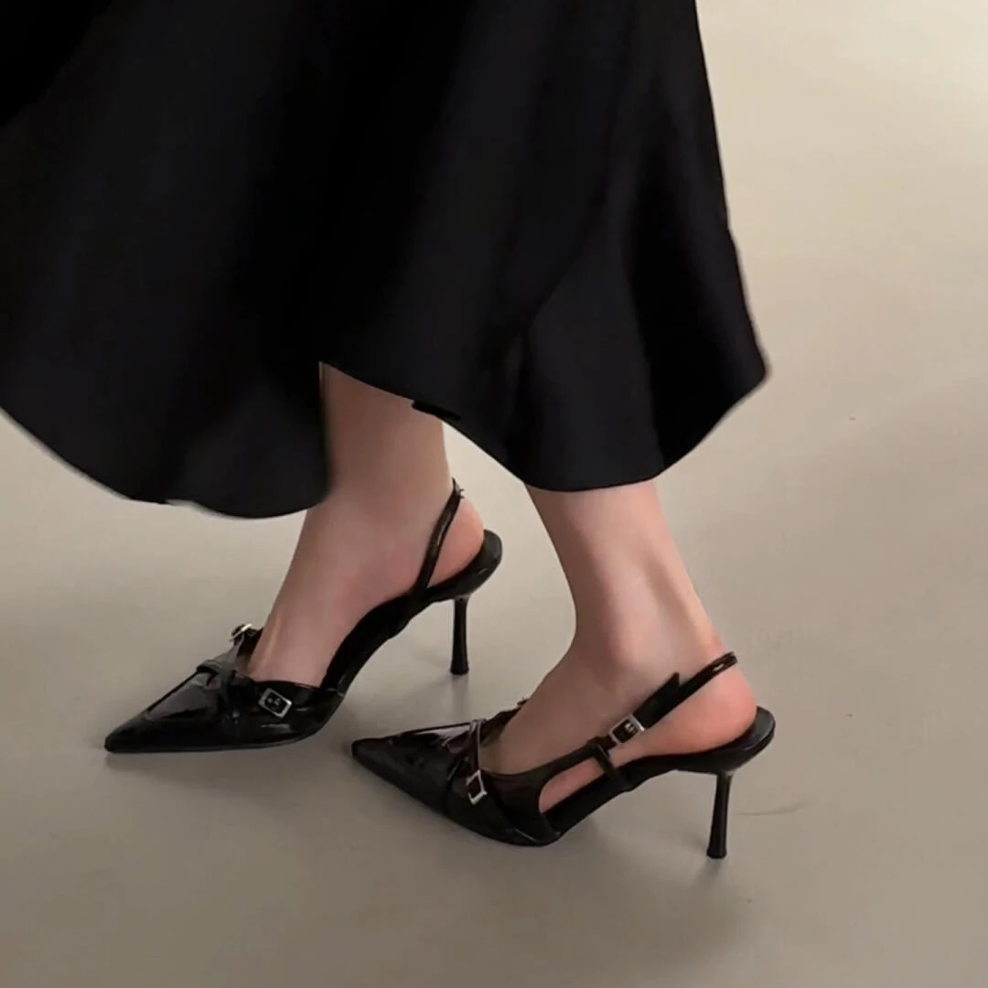 羊皮版~优雅小尖头交叉搭扣带后空细跟高跟鞋女法式高级高跟凉鞋