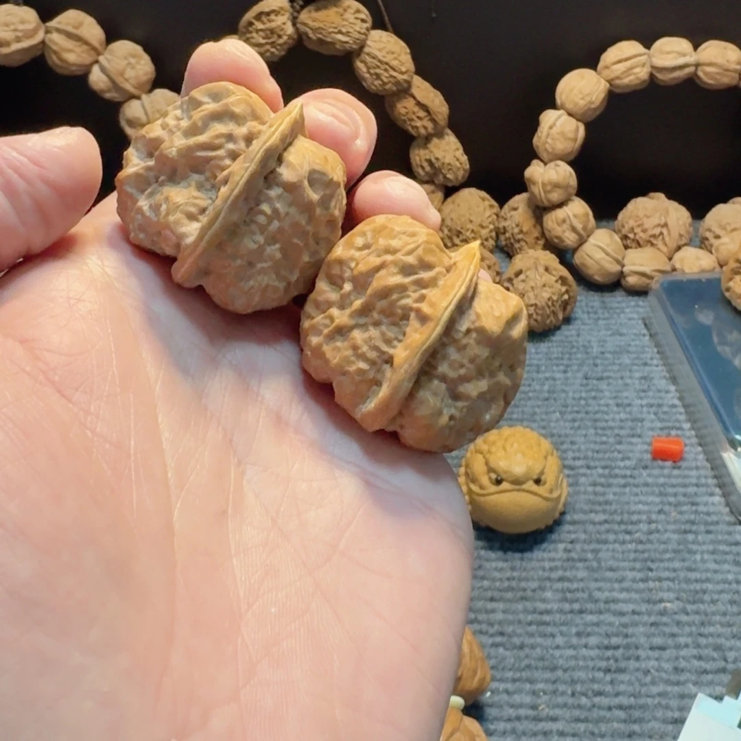 文玩核桃把件蛤蟆头练手