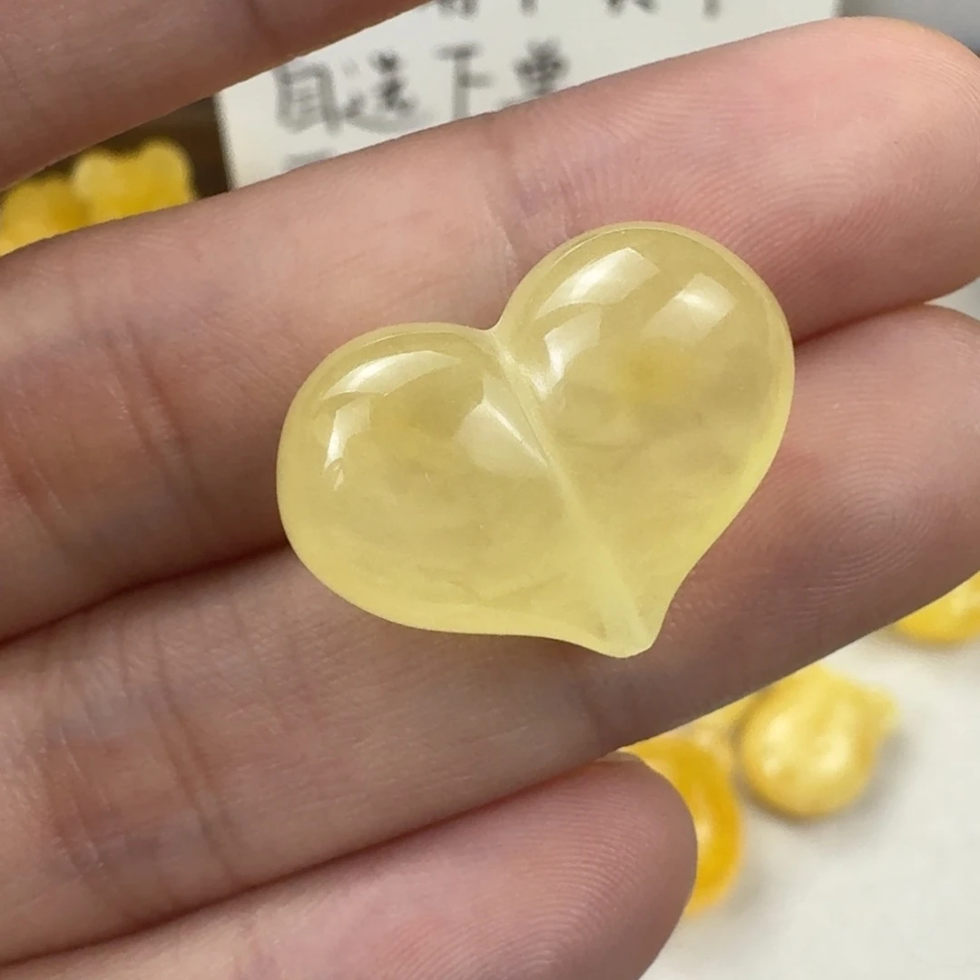 蜜蜡未镶嵌珠宝奇石全品 21.9×16.5×10.8mm