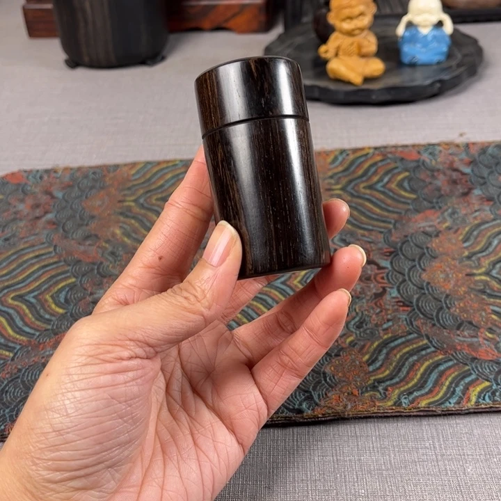 贡木紫光檀收纳罐