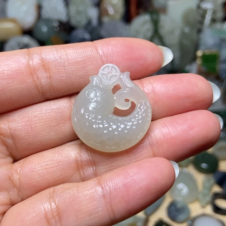 【闪购商品】和田玉未镶嵌颈饰