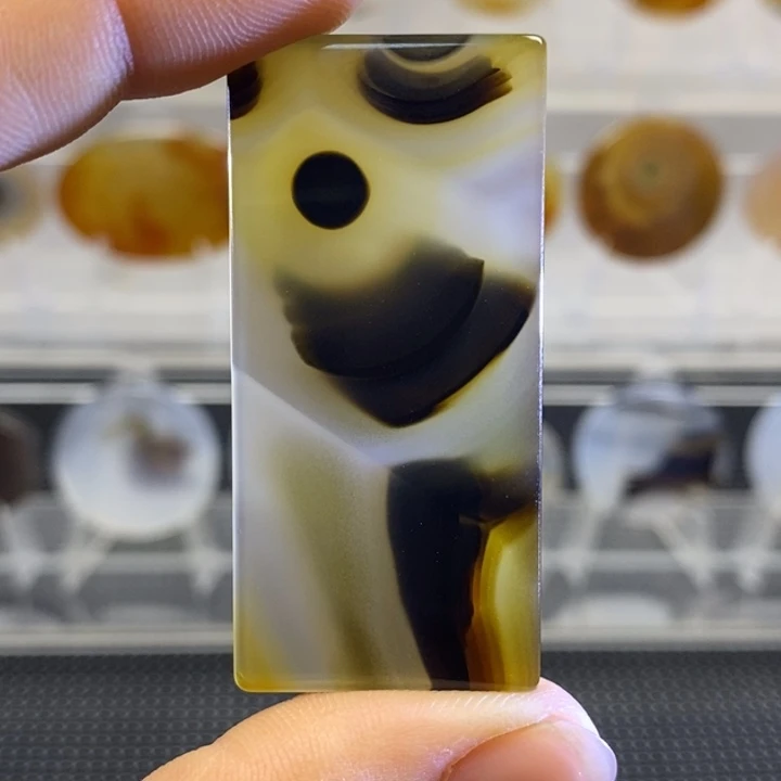 玛瑙/玉髓颈饰未镶嵌