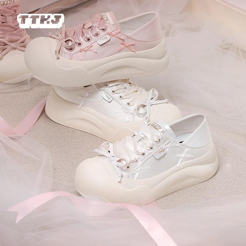 TTKJ板鞋夏季女鞋蝴蝶结绸缎透气大头厚底鞋子女生运动小白鞋-BD