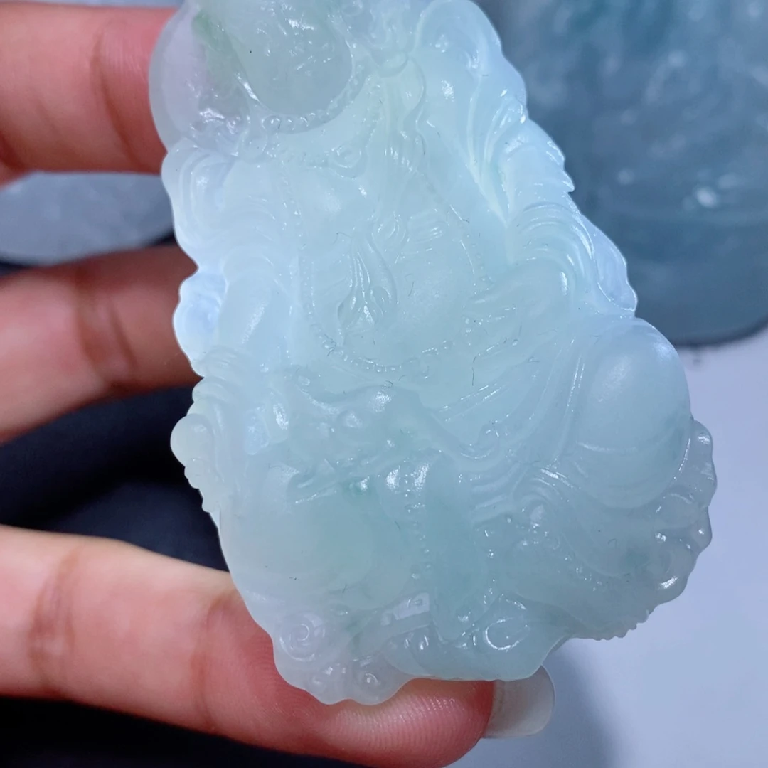 定制翡翠吊坠未镶嵌