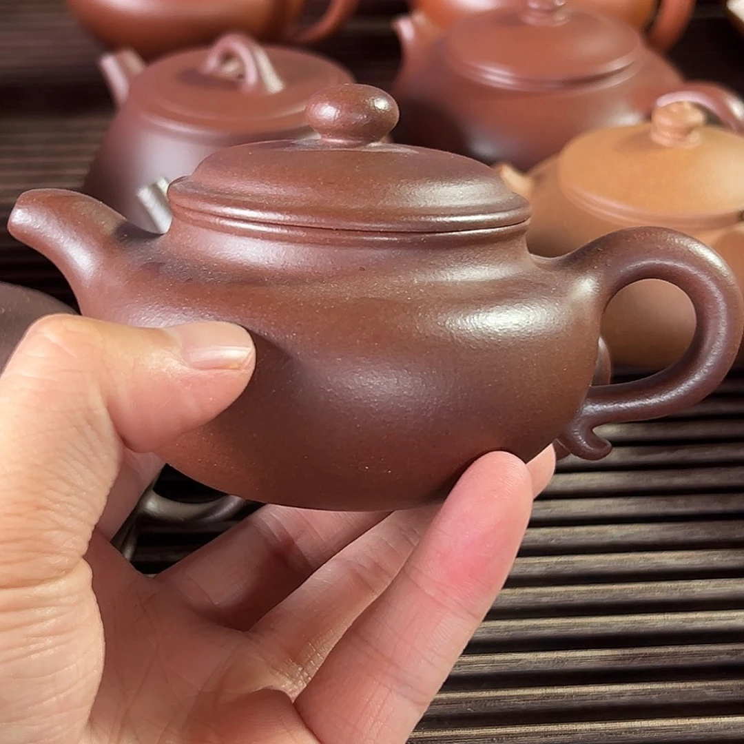 茶壶紫砂紫砂的味道很