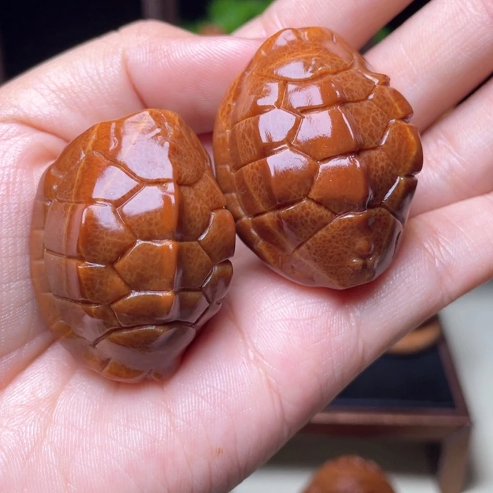 吊坠橄榄核M****y龙脊富甲手球