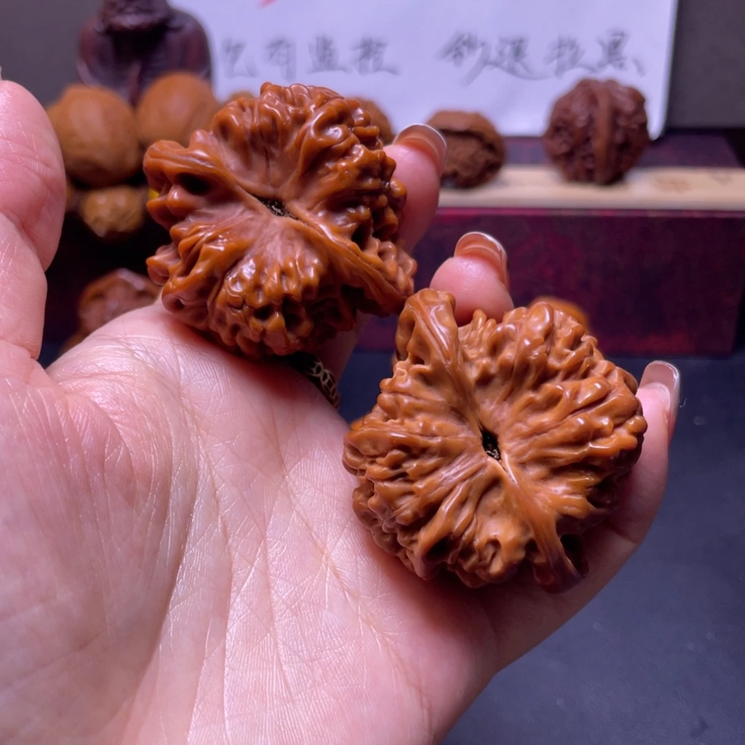 燕***孞桃核吊坠官帽福利