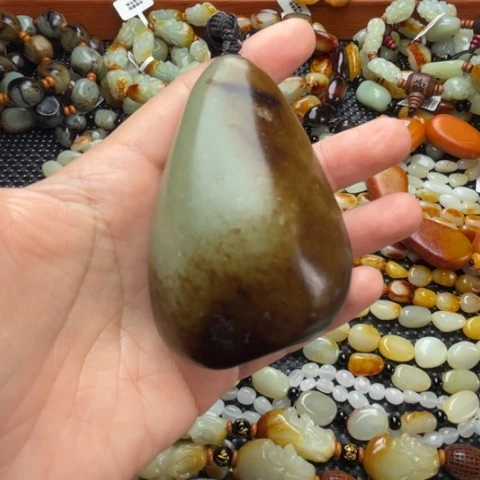 和田玉手链未镶嵌?****梅