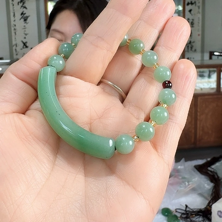 密玉（石英质玉）未镶嵌颈饰