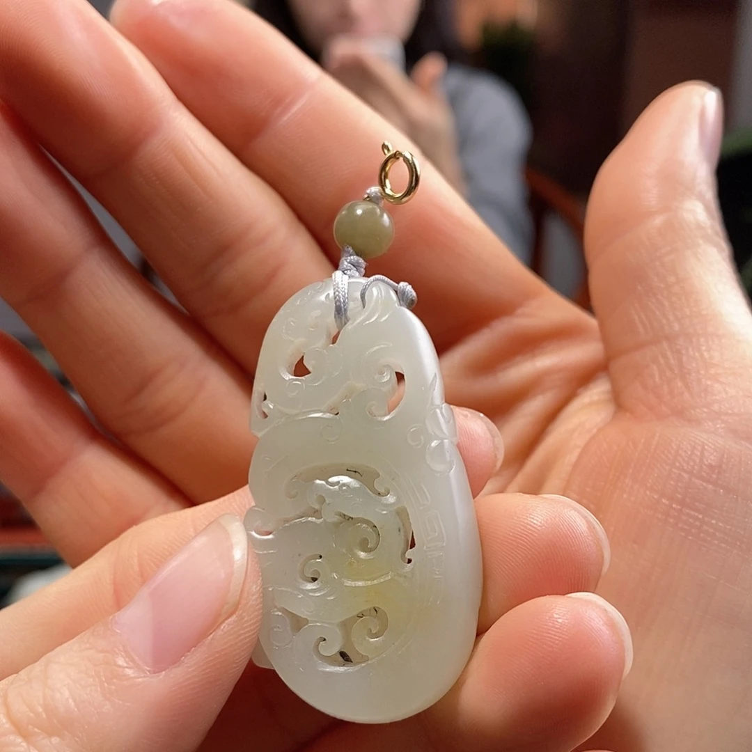 颈饰未镶嵌和田玉