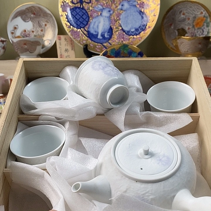 紫砂茶杯这个时候应该可以休息