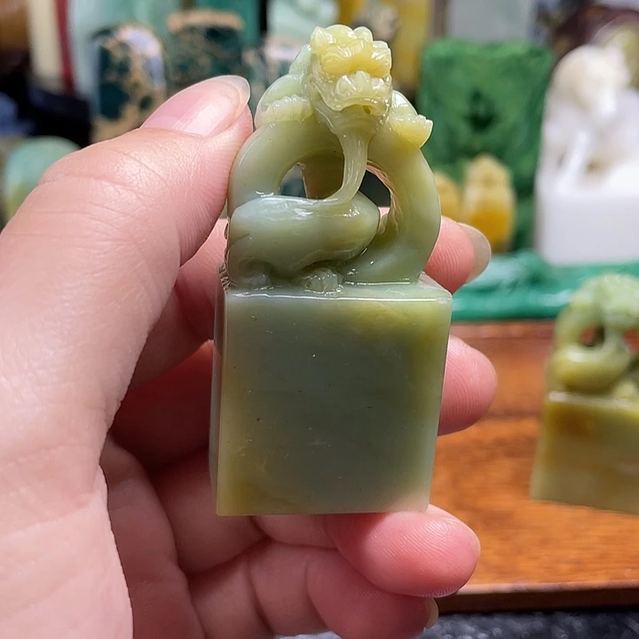 云南石所见即所得，缅绿