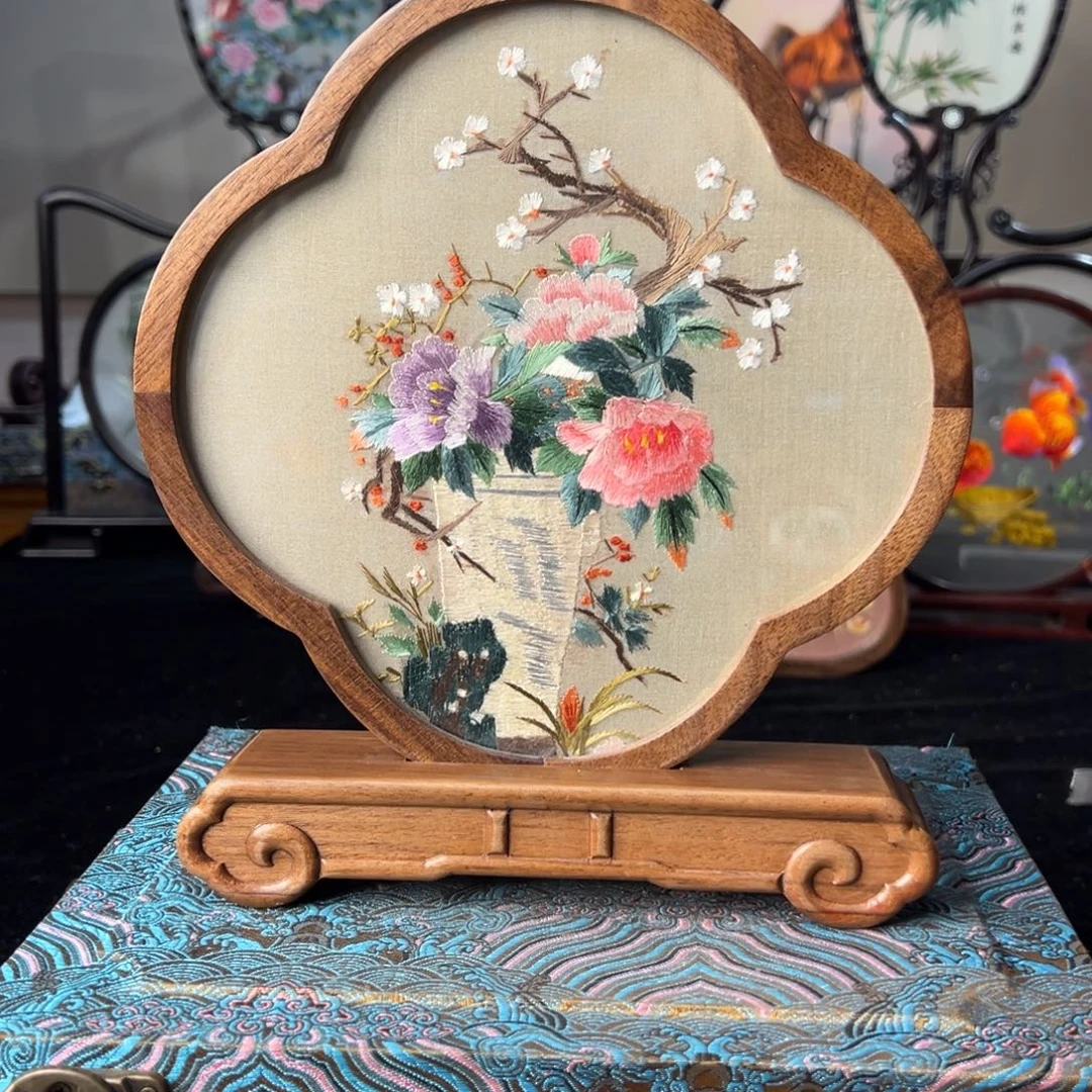 刺绣纯手工刺绣双面绣实木摆件