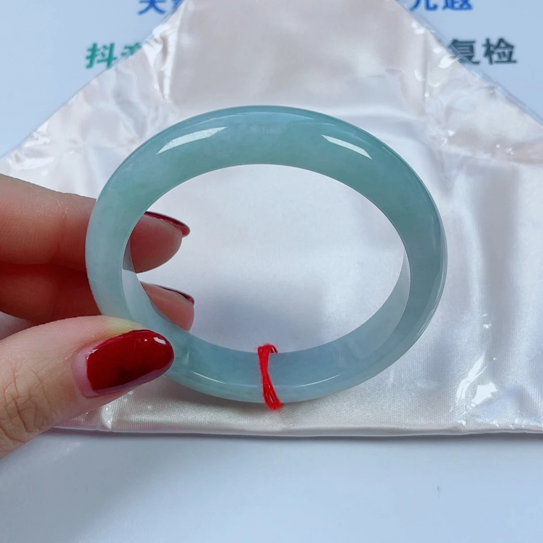 翡翠未镶嵌手镯圈口57.4宽12.5厚8.2