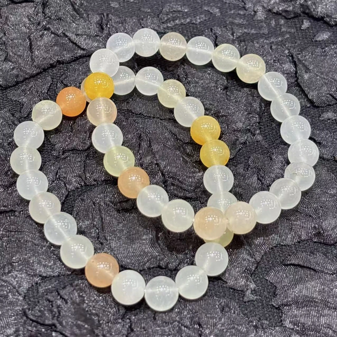 《铁头老猪》盼盼东陵玉覓缘圆珠素圈手串约8mm多样性发其一