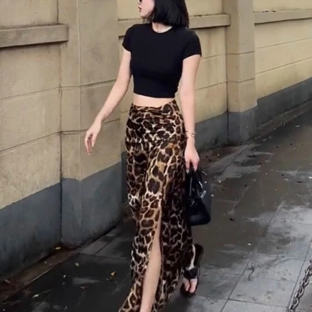 豹纹开叉半身裙女2025夏季新款设计感小众压褶A字裙高腰百搭长裙