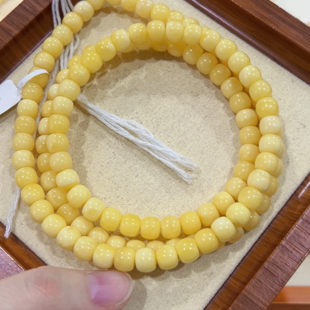 宝***庄手链蜜蜡未镶嵌7.6m浓蜡奶酪108