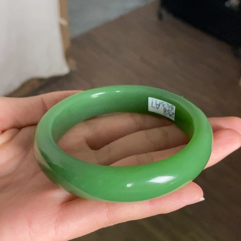 【闪购商品】未镶嵌手镯和田玉（碧玉）