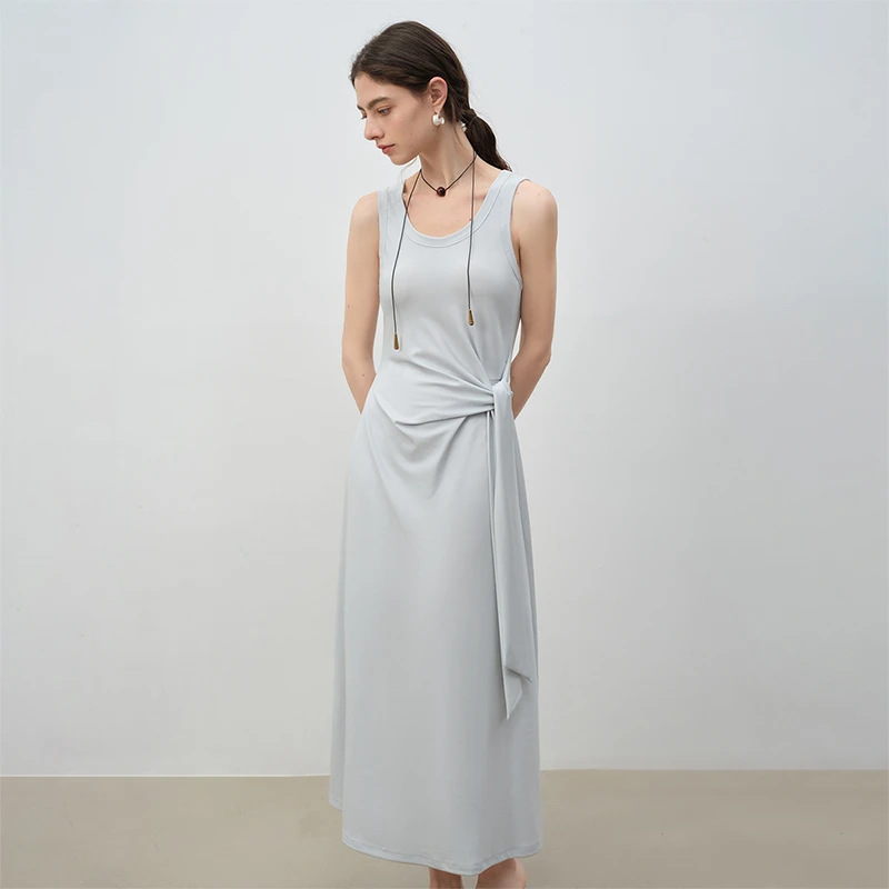 自巧小个子针织背心连衣裙收腰设计感u型领长后妈裙子 25ZQ92170