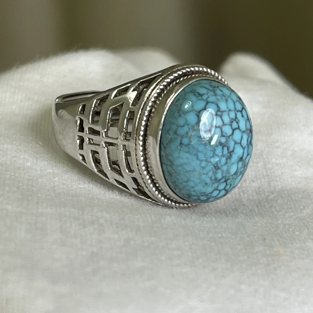 绿松石乌兰花戒指