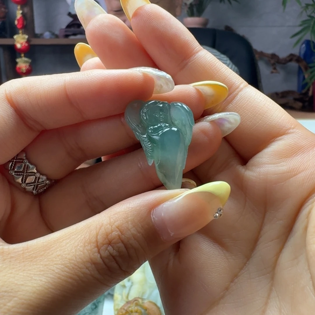 浮***。定制翡翠未镶嵌天使