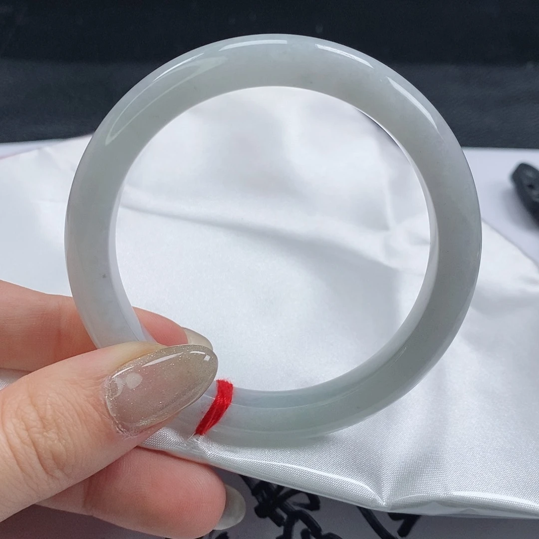 【闪购商品】翡翠手镯未镶嵌228号
