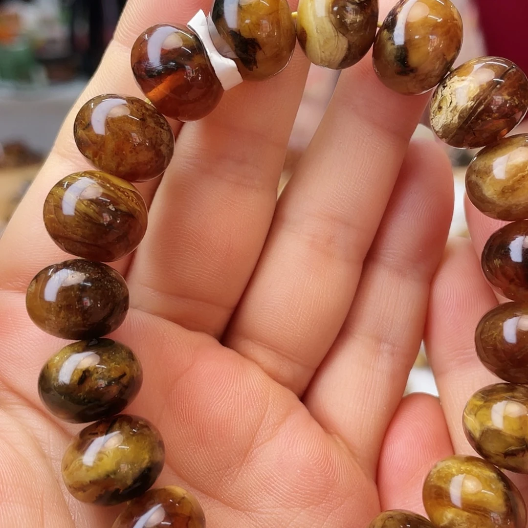 海***空琥珀未镶嵌裸石十四90024