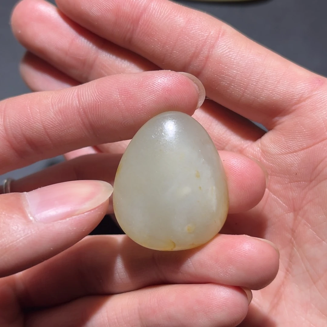 和田玉未镶嵌珠宝奇石