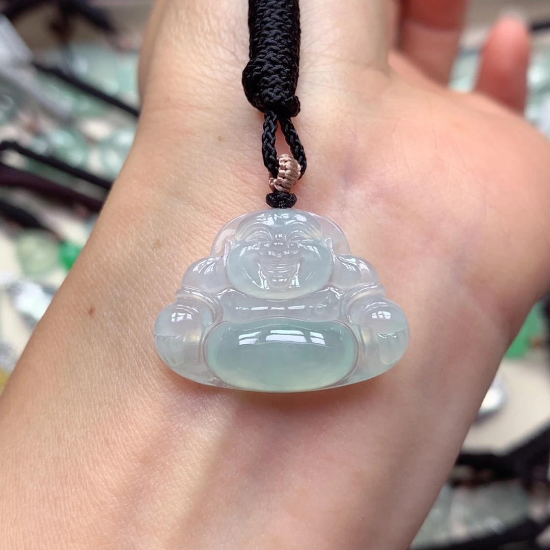 翡翠未镶嵌颈饰佛公