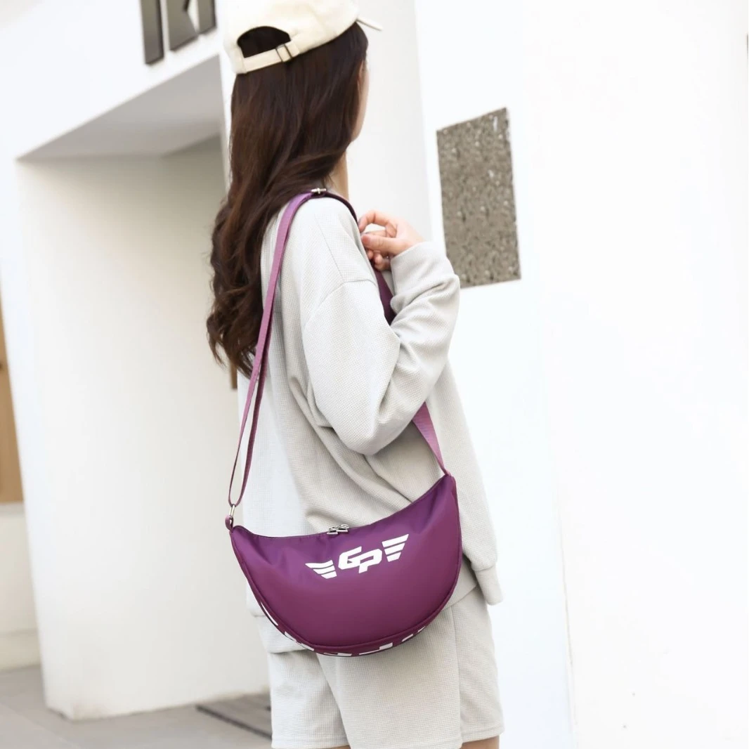 大容量包包女2024新小众设计学生上课通勤时尚包高级感单肩斜挎包