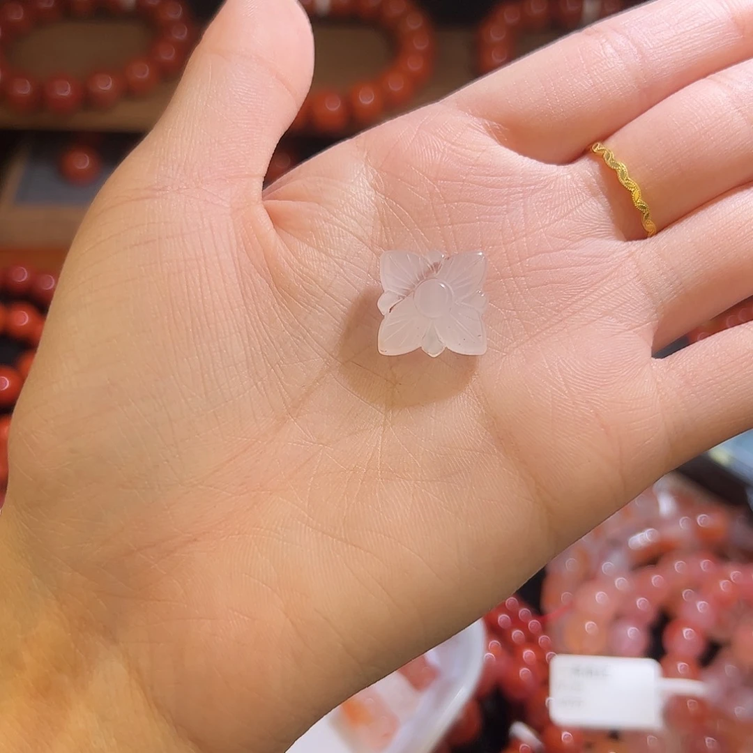 南红玛瑙单珠未镶嵌白底冰飘