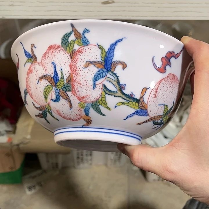 瓷片//////直径20厘米。红西西。