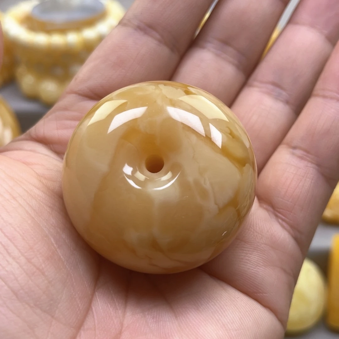 琥珀颈饰未镶嵌吊坠