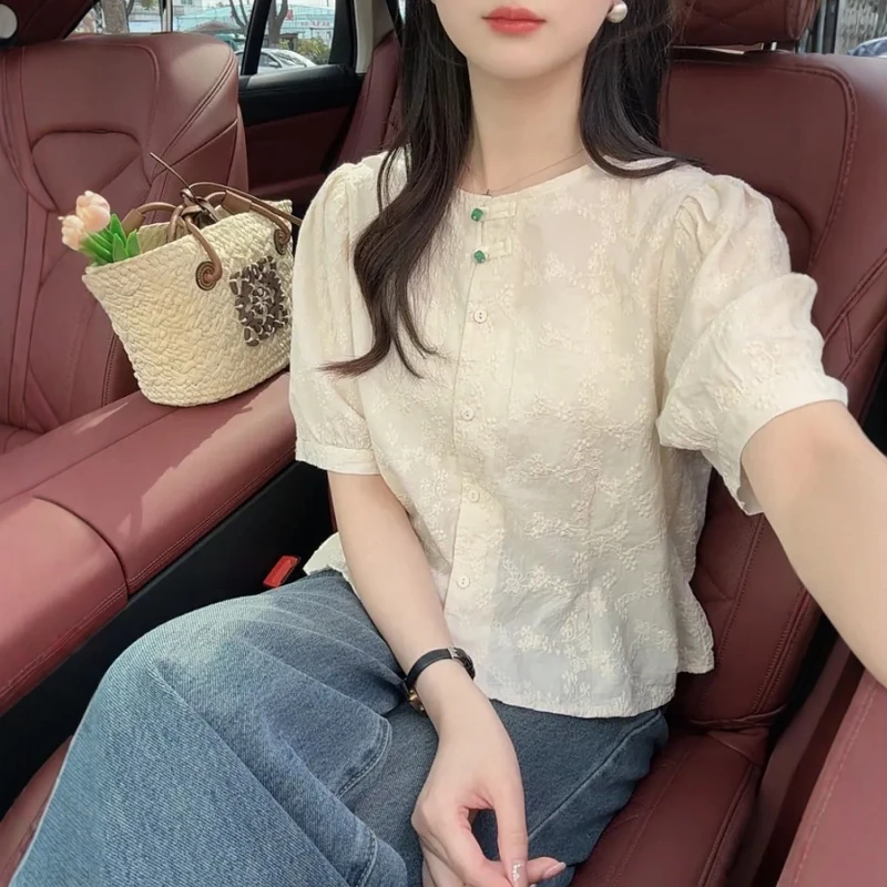 新中式设计感圆领时尚刺绣短袖衬衫女2025夏季小个子洋气时尚小衫