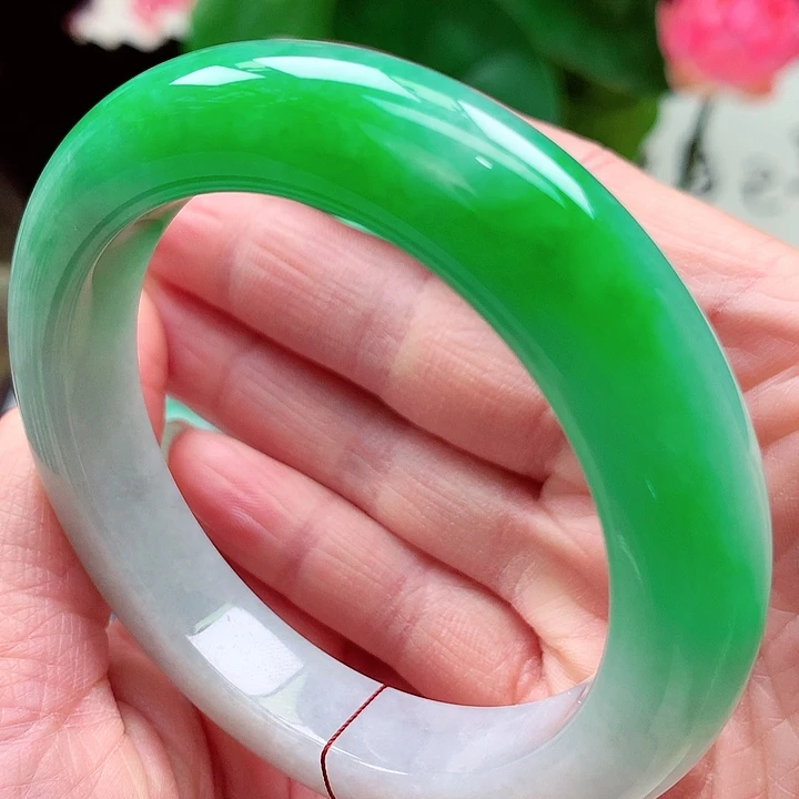 翡翠未镶嵌手镯天然翡翠手镯