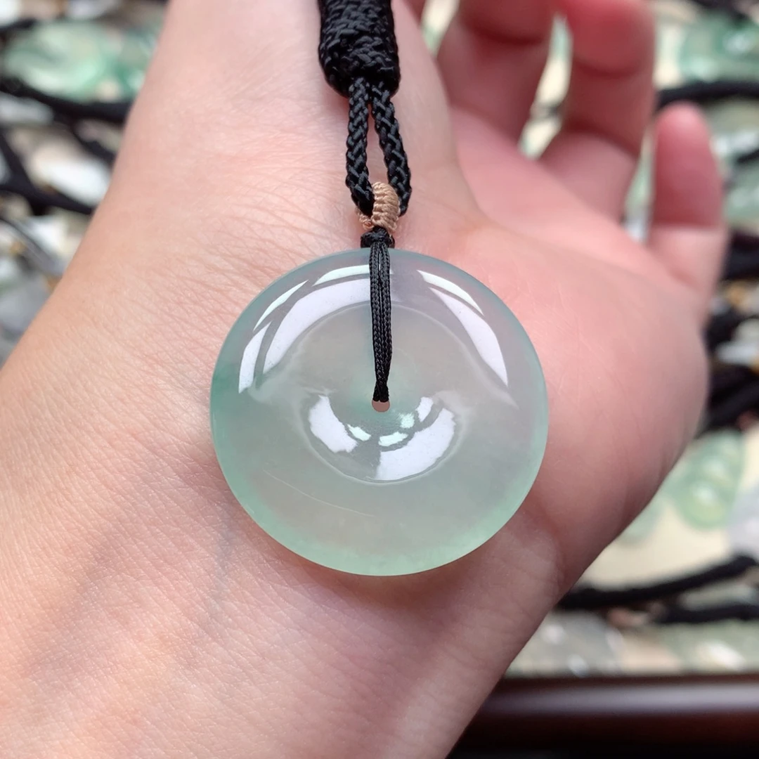 翡翠未镶嵌颈饰扣子