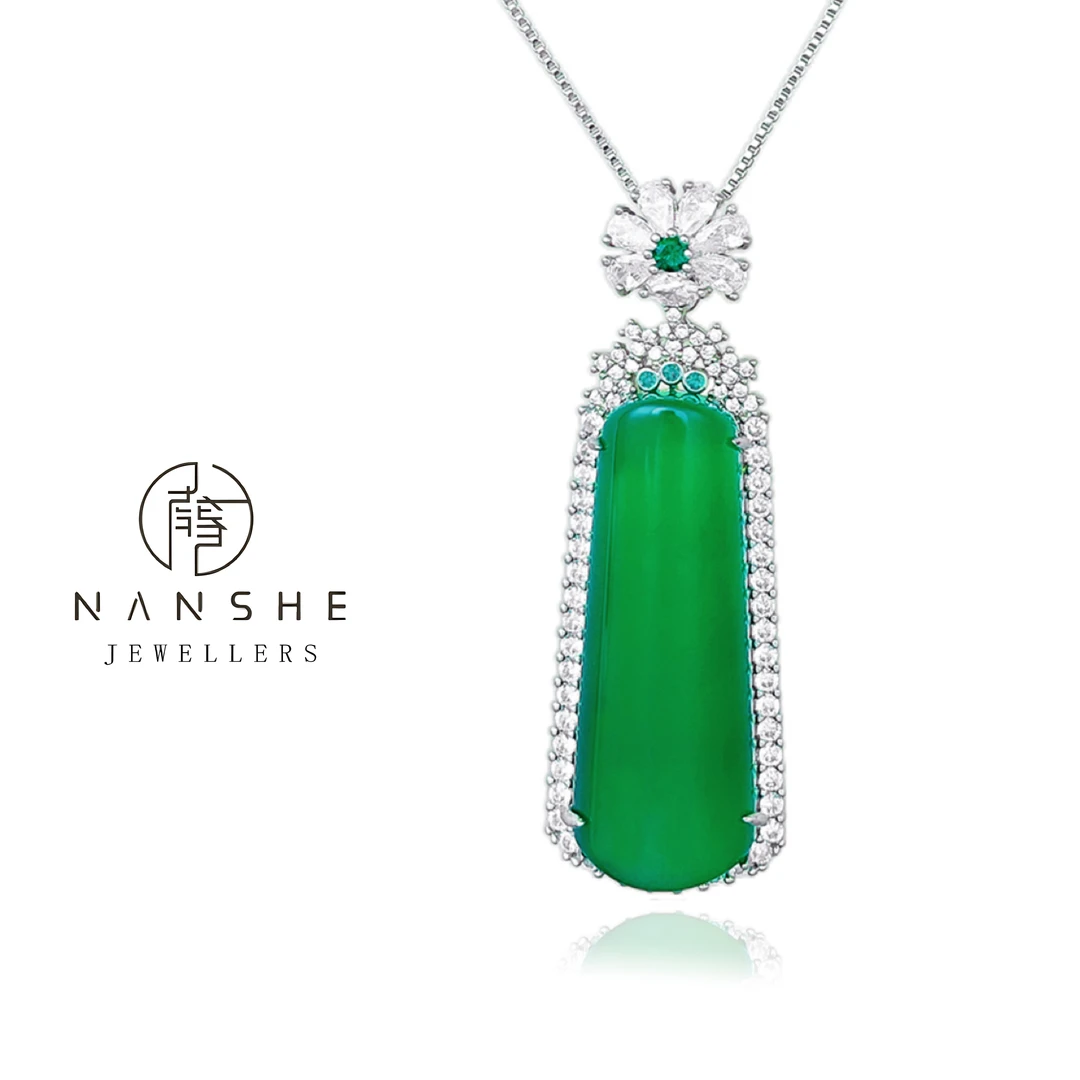 NANSHE/南奢 满绿方牌气质项链镶Z轻奢