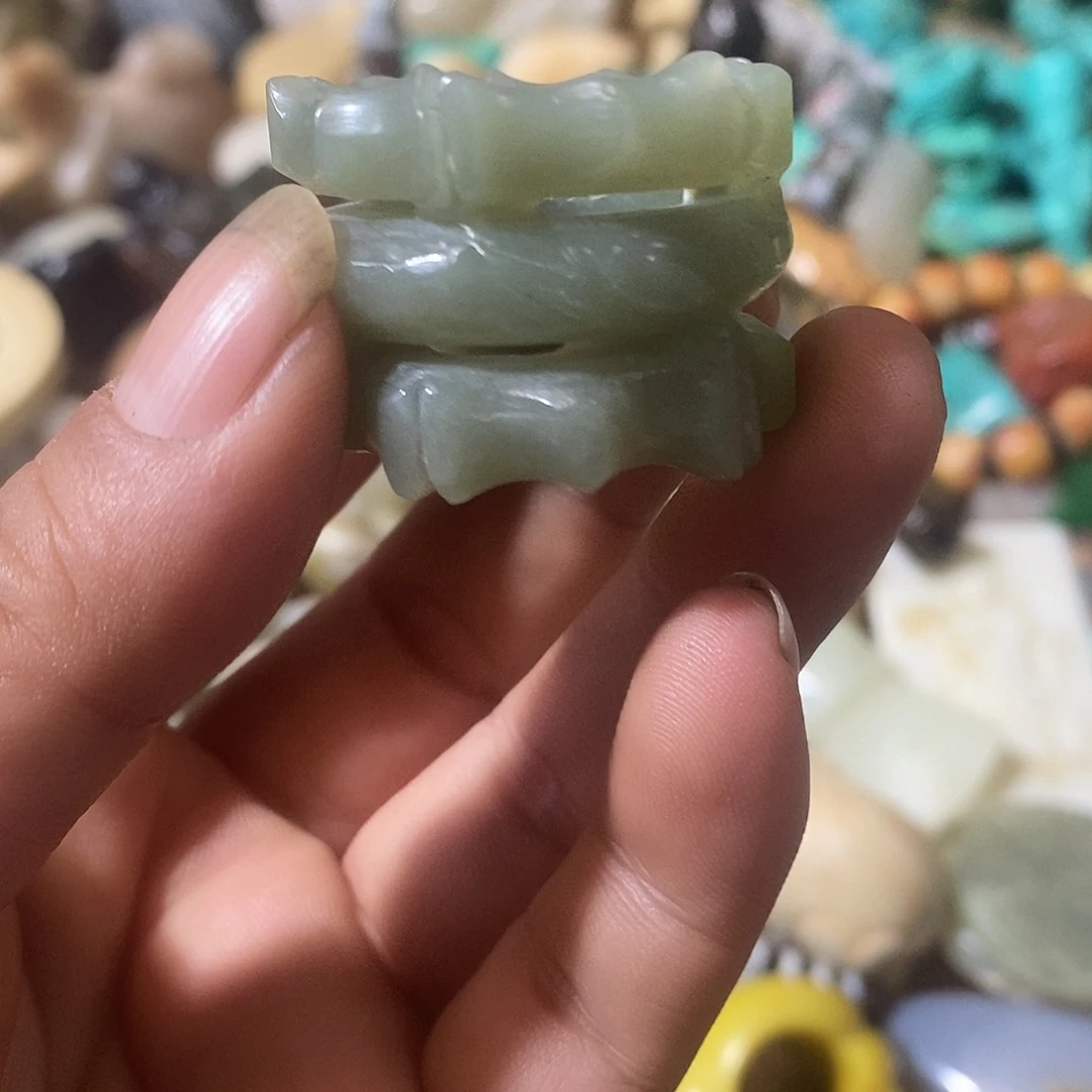 和田玉（糖玉）未镶嵌挂件