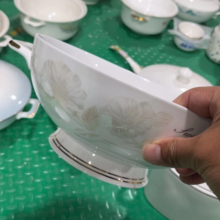 瓷片陶瓷汤锅一个微瑕