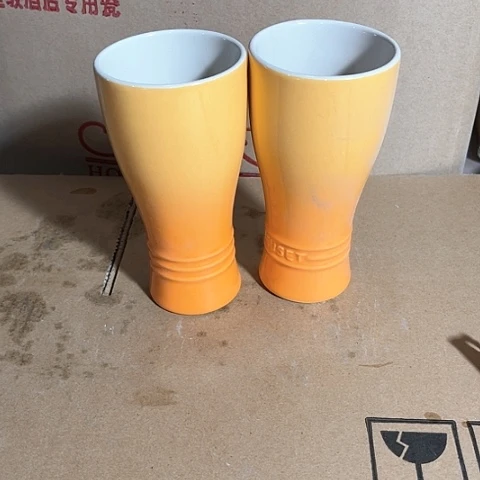 微瑕， 不能明火，口径7高度15底部有裂，554