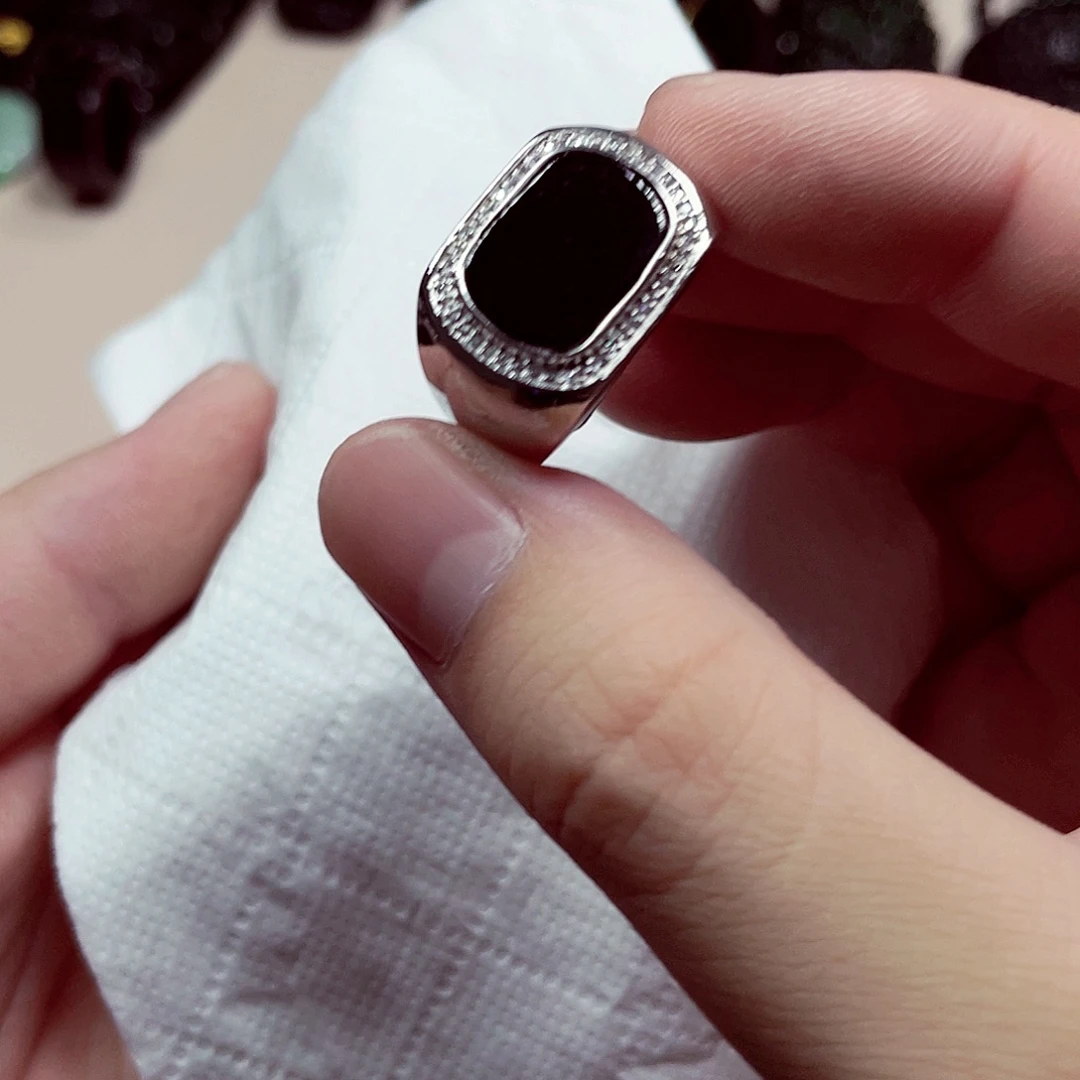 翡翠未镶嵌颈饰先鉴后发一物一证